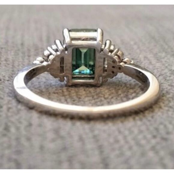 💚 NEW stunning & sparkling antique style emerald ring 💚 - Picture 3 of 6